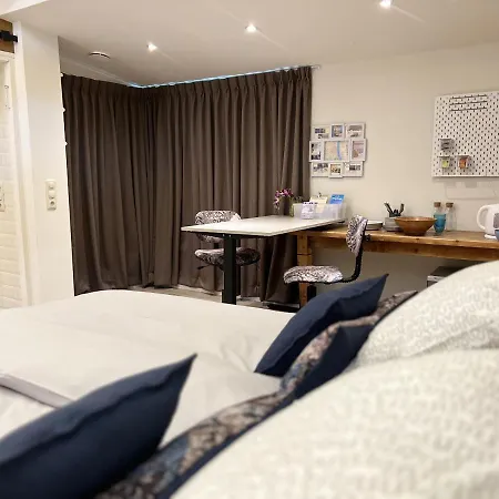 't Kluphoes Couette-café 3*